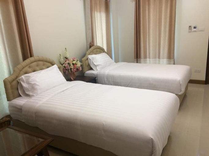 Bedroom 3, Sombat Resort, Pran Buri