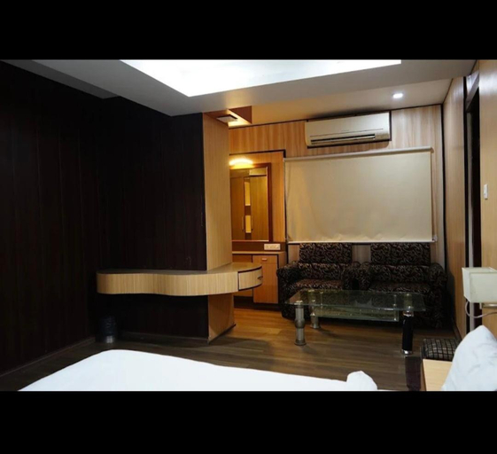 Others, Hotel Rahul, Nagpur