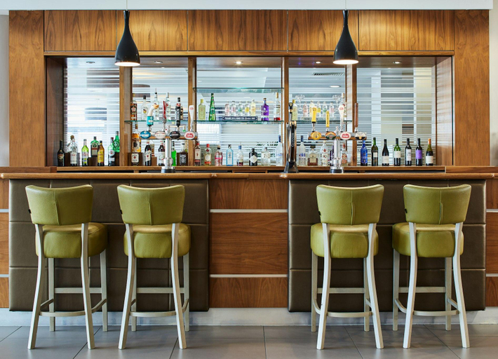 Food & Drinks 5, Leonardo Hotel Bradford, Bradford