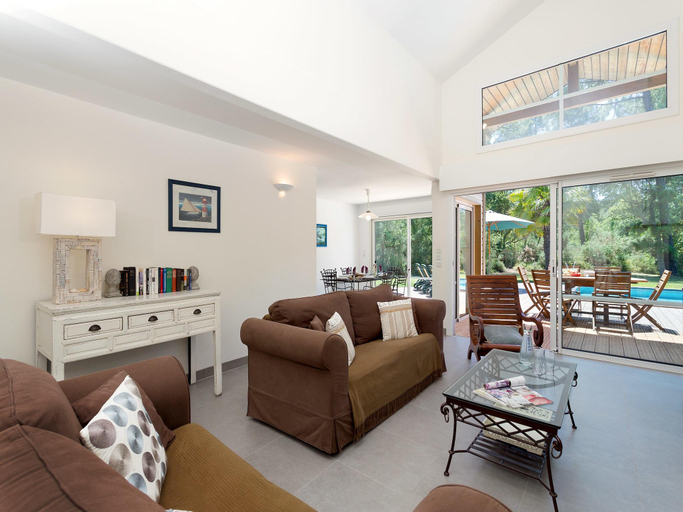 Others 3, Spacious Moliets Villa, Landes