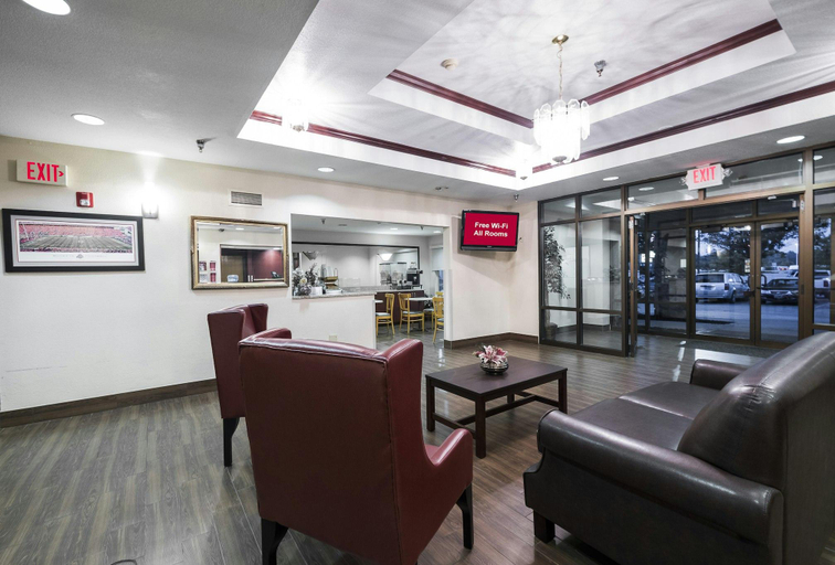 Public Area, Red Roof Inn Columbus - Hebron, Licking