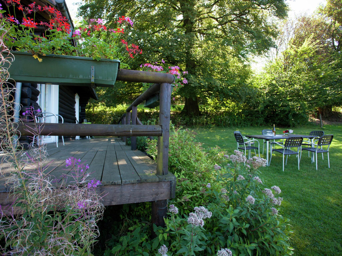 Others 5, Cozy Chalet in Francorchamps, Liège