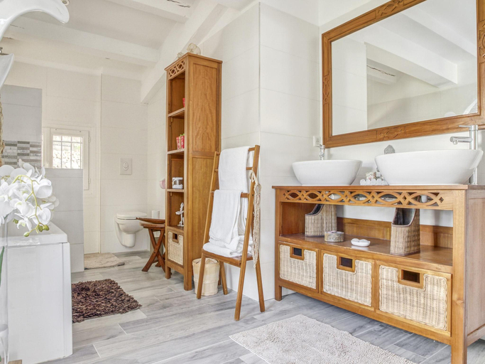 Bathroom 4, Villa in La Cadière-d'Azur with Private Pool, Var