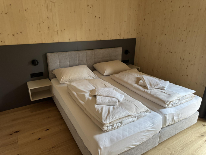 Bedroom 5, Chalet in Turrach with sauna & hot tub, Murau