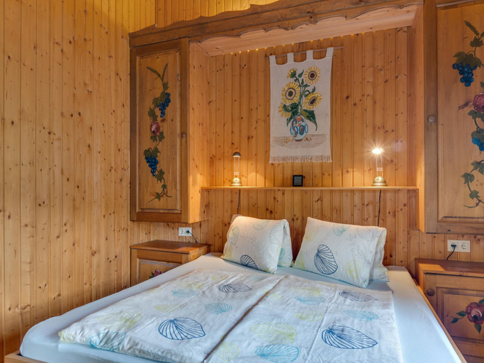 Bedroom 3, Chalet in Mortschach near Ski Slopes, Spittal an der Drau