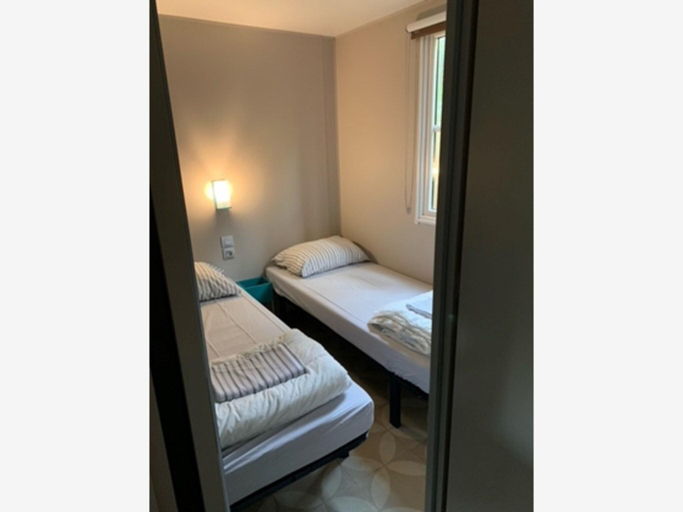 Bedroom 3, Peaceful Woodland Chalet, Antwerpen
