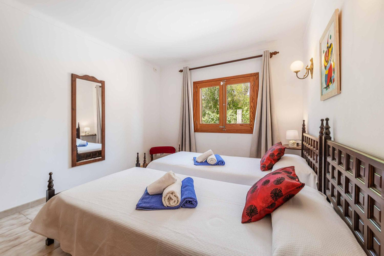 Bedroom 2, Villa Toniet, Baleares