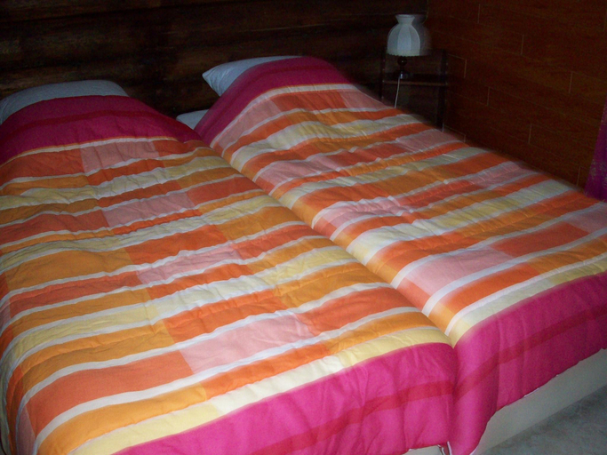 Bedroom 2, Cozy Chalet in Francorchamps, Liège