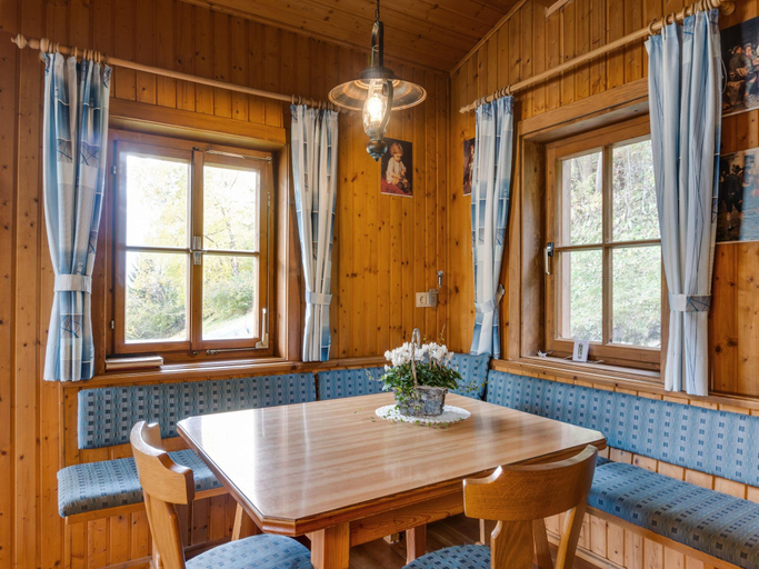 Food & Drinks, Chalet in Mortschach near Ski Slopes, Spittal an der Drau