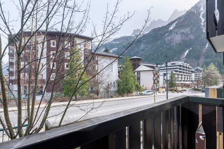 Room 5, L Chapp e Chamoniarde Centre of Chamonix, Haute-Savoie