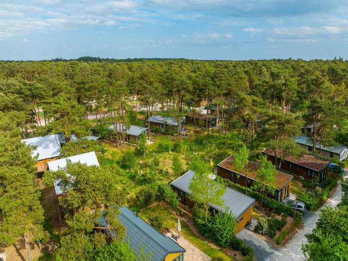 Others 5, Modern chalet near De Veluwe National Park, Ede