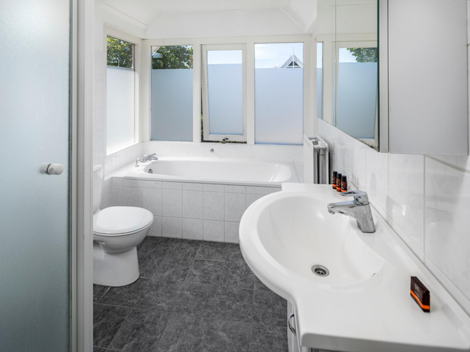Bathroom 3, Villa in Aquadelta by the Water, Schouwen-Duiveland