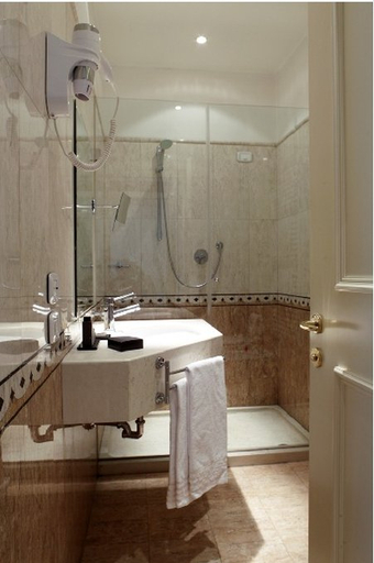Bathroom 5, Ca' Gottardi, Venezia
