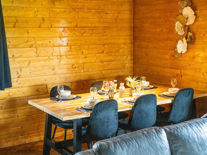 Food & Drinks 3, Chalet in Brabant near Nature Reserves, Valkenswaard