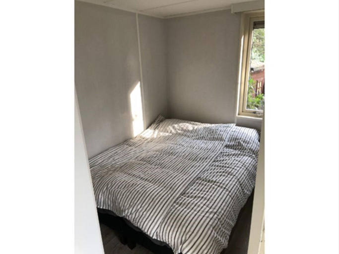 Bedroom, Spacious Chalet in Antwerp, Antwerpen