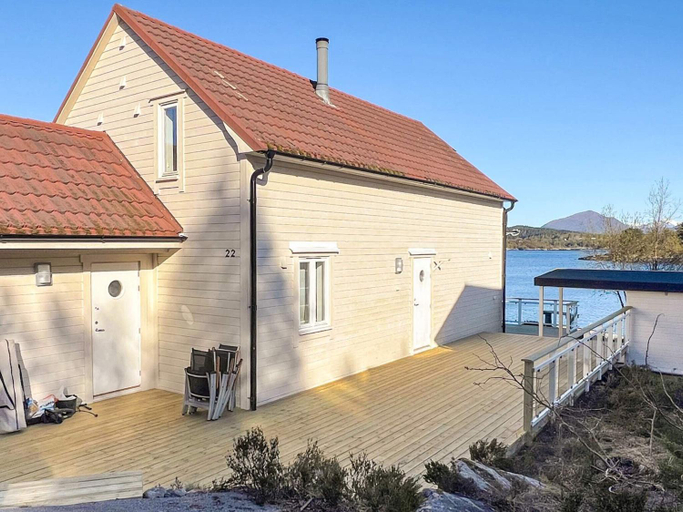 Exterior & Views, person holiday home in GURSKOY-By Traum, Herøy