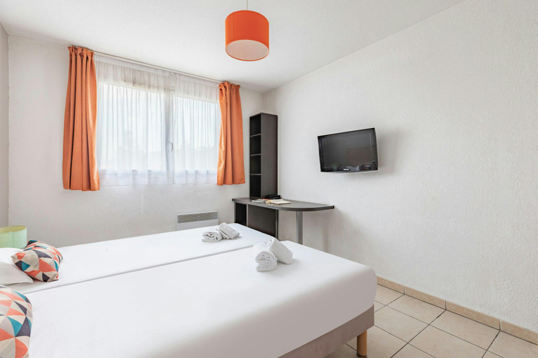 Bedroom 3, Appart'City Classic Marseille Aéroport - Vitrolles, Bouches-du-Rhône