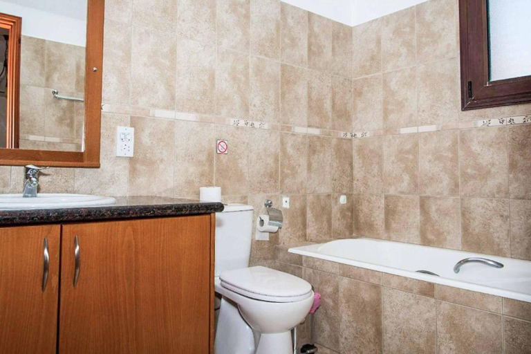 Bathroom, Villa Nikos Argaka