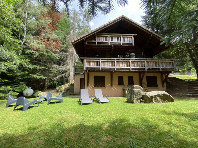 Exterior view 4, Chalet in La Bresse with Mountain Views, Vosges
