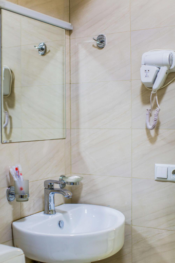 Bathroom 4, Old Georgia, Tbilisi