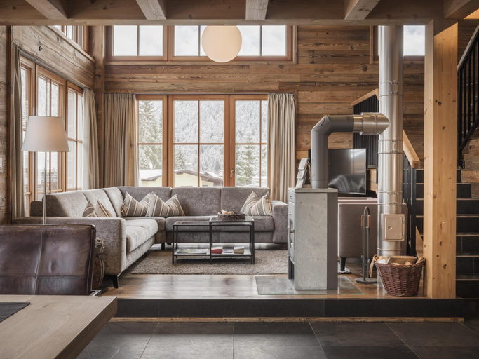 Interior view 2, Modern chalet in the willow roof, Innsbruck Land