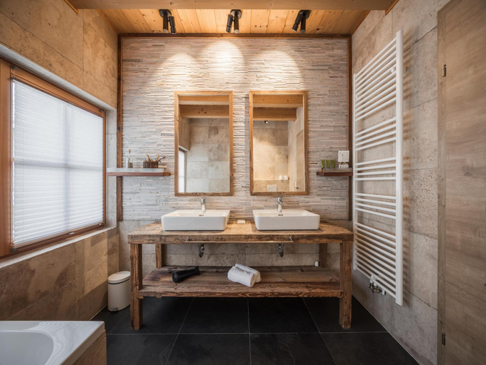 Bathroom 5, Superior Chalet Im Weidach, Innsbruck Land