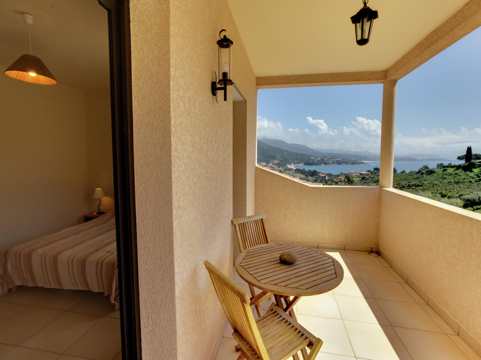 Others 5, Charming villa on the heights of Sagone Bay, Corse-du-Sud