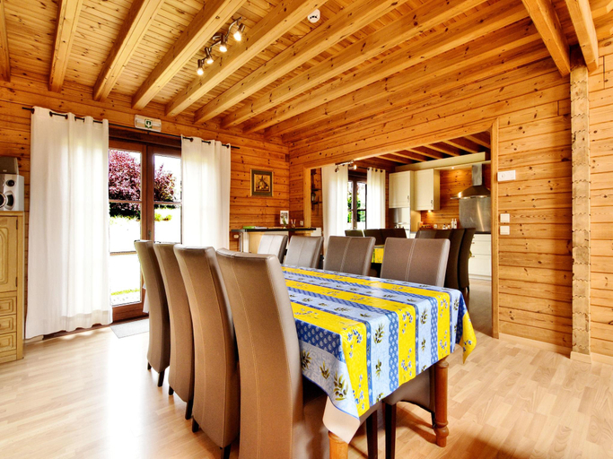 Food & Drinks, Elegant Villa with Sauna, Luxembourg