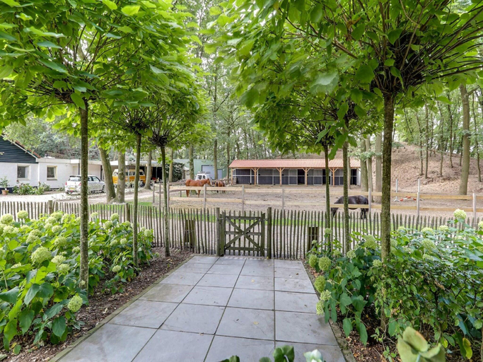 Others 3, Spacious Family Villa Uden, Uden