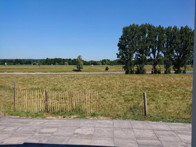 Others 4, Chalet with Pond View in Gelderland, Angerlo