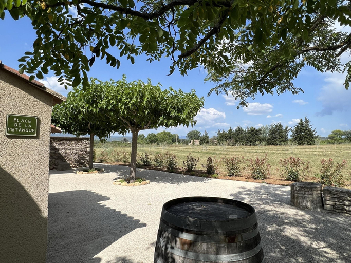 Facilities, Oppède Villa with Private Pool, Vaucluse