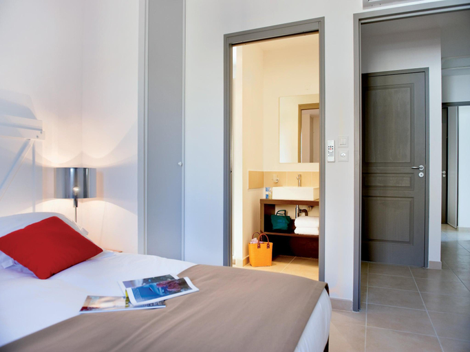 Bedroom 5, Gorgeous Villa for 8 people with pool, Vaucluse