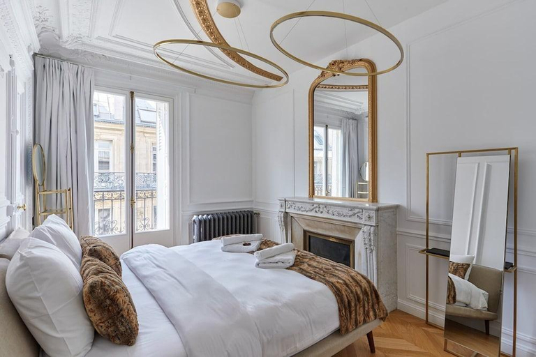 Bedroom 2, Sublime Apartment Montaigne/arc de Triomphe, Paris