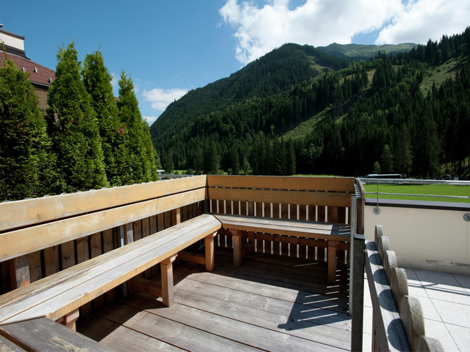 Others 5, Chalet in Saalbach with Sauna, Zell am See