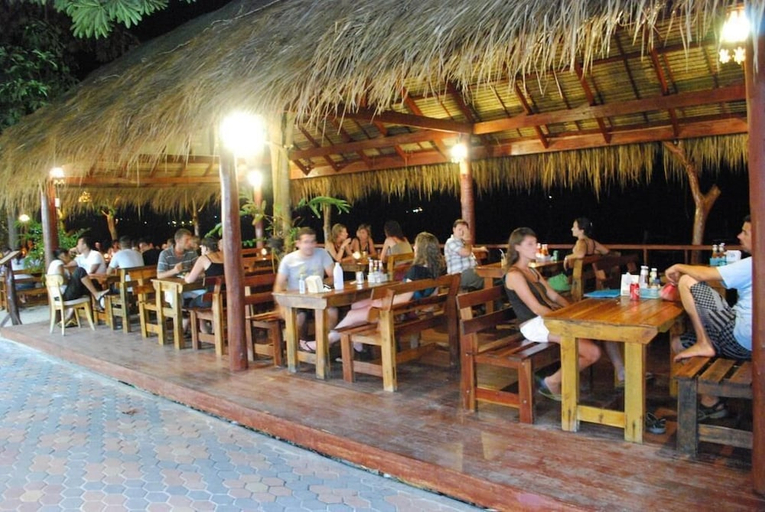 Food & Drinks 4, Phi Phi Rimlay Cottage, Mueang Krabi