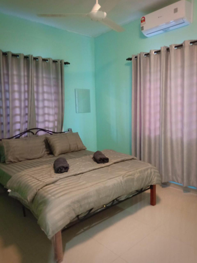 Bedroom 2, AZURE SKY HOMESTAY KUALA SELANGOR, Kuala Selangor