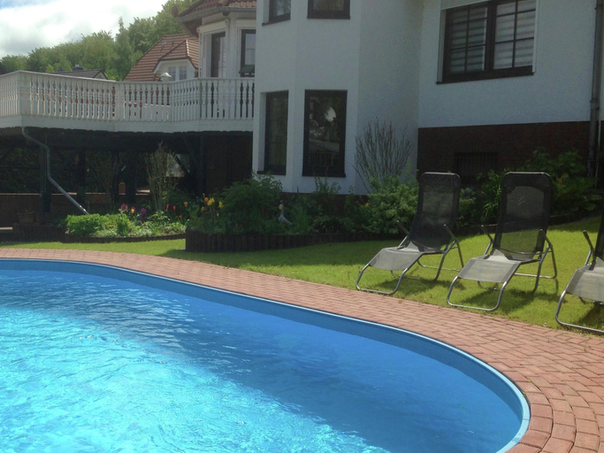Sport & Beauty 2, Gruppenunterkunft mit Pool in Ballenstedt, Harz
