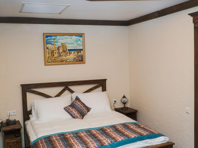 Others 3, Maajid Hotel, Baku