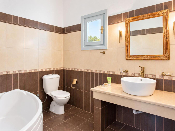 Bathroom 4, Villa Ourania Large Private Pool Sea Views A C Wifi - 1491, Thessaly