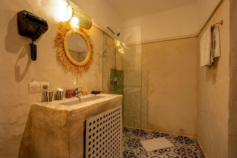 Bathroom 3, Les secrets de khadija boutique hotel & Spa, Marrakech