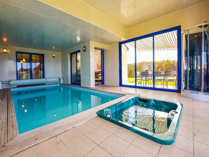 Swimming pool 2, Seaside Villa with Pool in Moëlan, Finistère