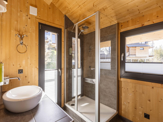 Bathroom 5, Cosy chalet with sauna, Liezen