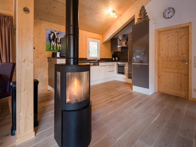 Others 4, Chalet in Austria near Ski Slopes & Sauna, Murau