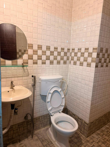 Bathroom 5, HR Resort And Hotel, Indore