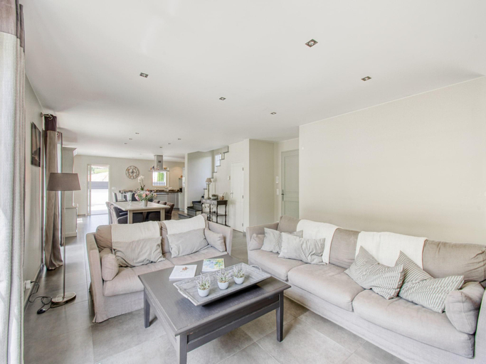 Interior view 5, Villa in Le Plan-de-la-Tour with Pool, Var