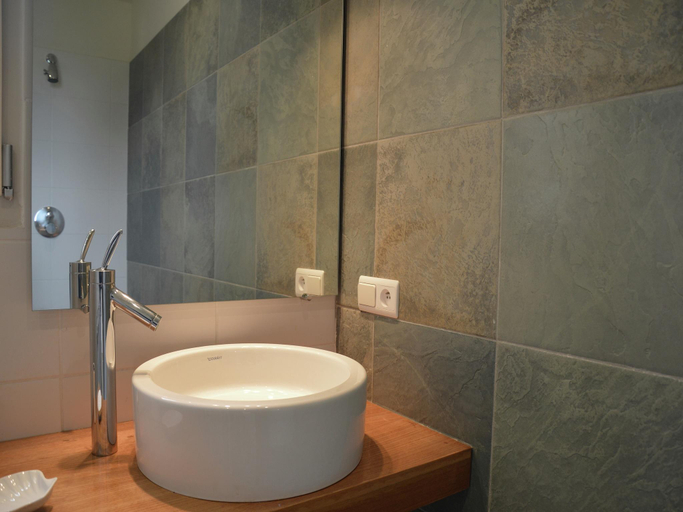 Bathroom 4, Elegant Villa with Pool, Cabris, Alpes-Maritimes