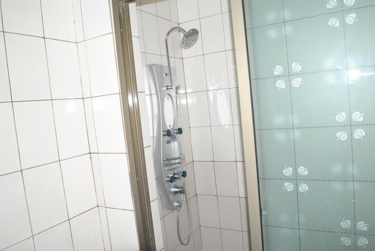 Bathroom, Kiriri Residence Hôtel, Roherero