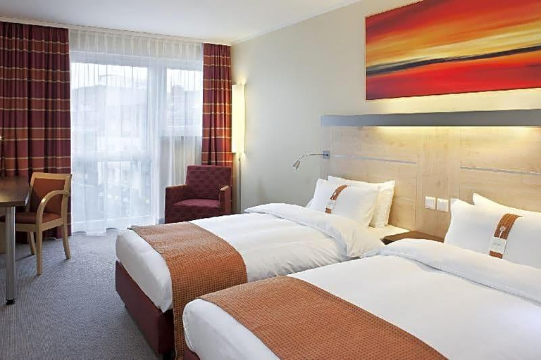 Bedroom, Holiday Inn Express Gütersloh By IHG, Gütersloh