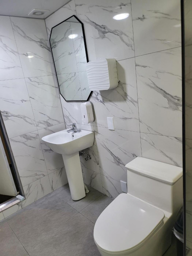 Bathroom 5, Philstay Ehwa Boutique, Seodaemun