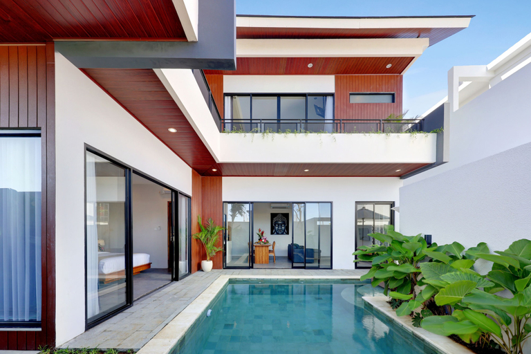 Pool 3, Beachside Luxury 3BR A Tropis Style, Denpasar